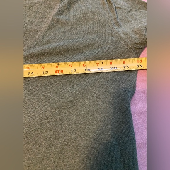 Lane Bryant V-Neck Long Sleeve Top, Size 14-16 - Picture 4 of 5